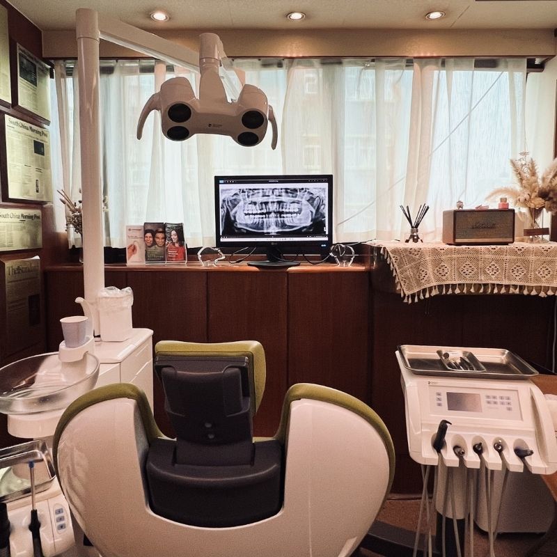 dr-romaine-dental-clinic-interior-look